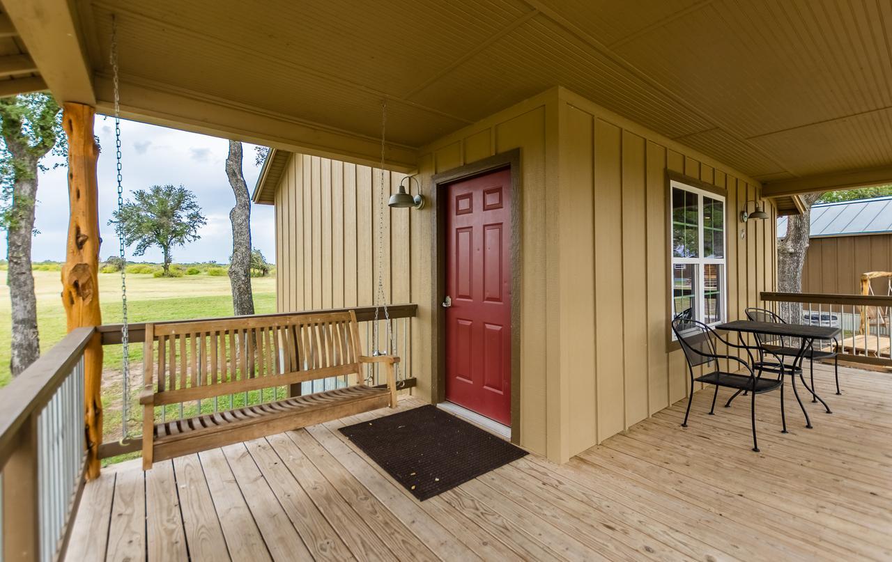 Vineyard Trail Cottages- Adults Only Fredericksburg Habitación foto
