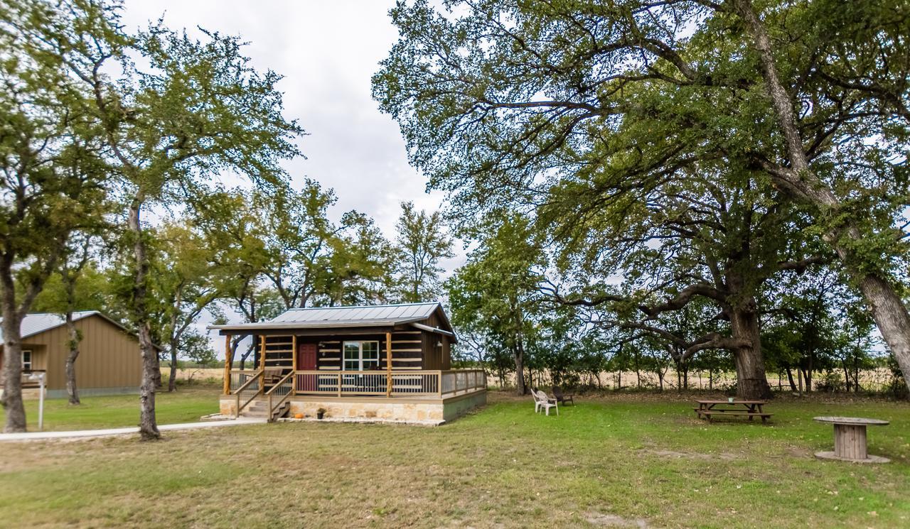 Vineyard Trail Cottages- Adults Only Fredericksburg Habitación foto